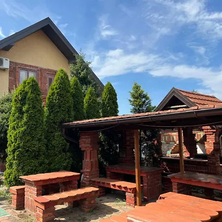 2 Apartment *